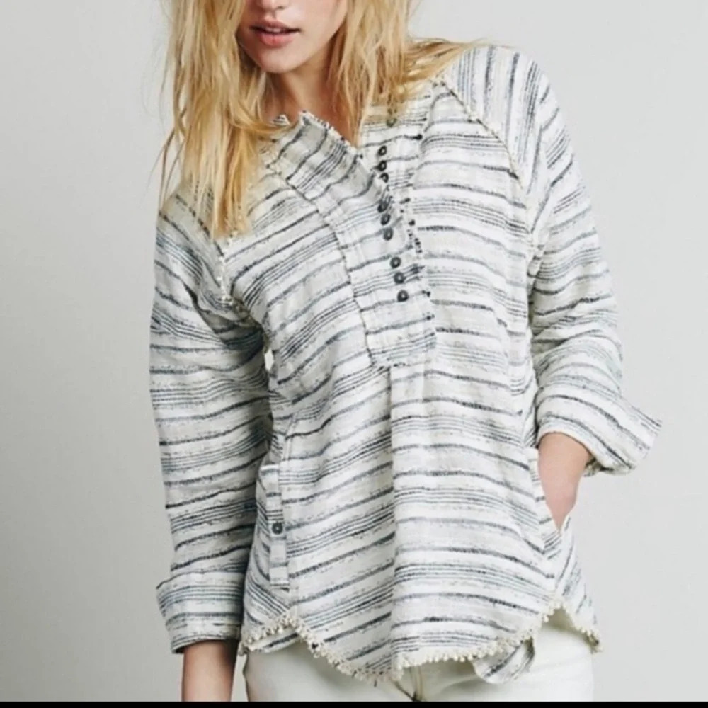Free People Hideaway Tweed Henley Top Size XS Pockets, Oversized, Boho
